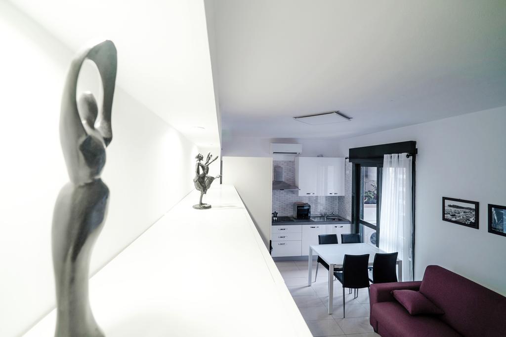 Visit Cagliari Apartment ภายนอก รูปภาพ